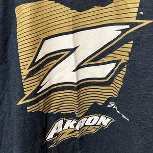 Akron university Zips tshirt